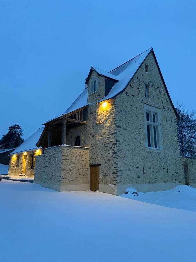 Domaine De La Bigottiere, Chambres D'Hotes Montigne-le-Brillant Exterior photo